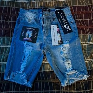 Juniors Distressed Denim Shorts Size 3/4